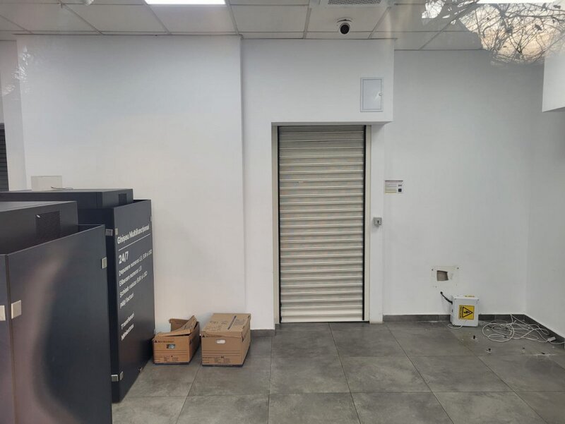 Ultracentral, spatiu comercial.